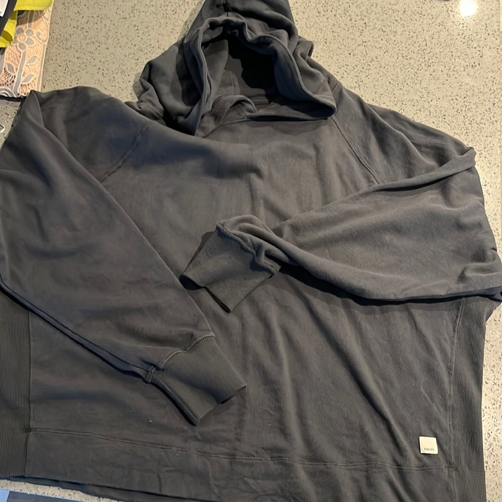 Vouri Halo Pull Over Hoodie large